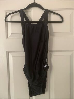 NWT Speedo Swim Suit Pro LT in team black